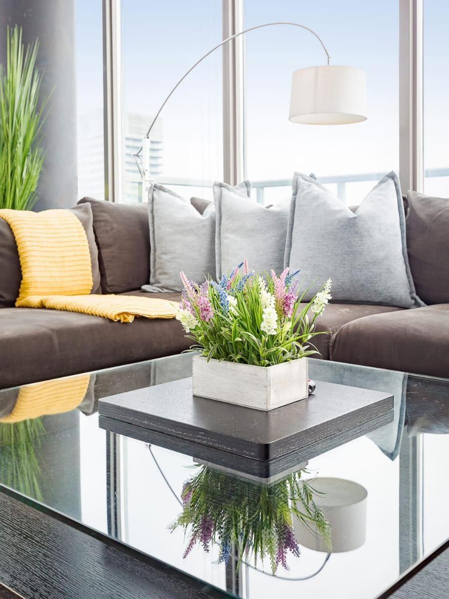 Apartment Penthouse Overlooking Dt Free Parking